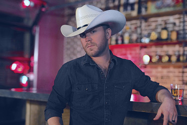 Justin Moore: A small-town boy with big-town dreams brings his country  sound to Cleveland - cleveland.com